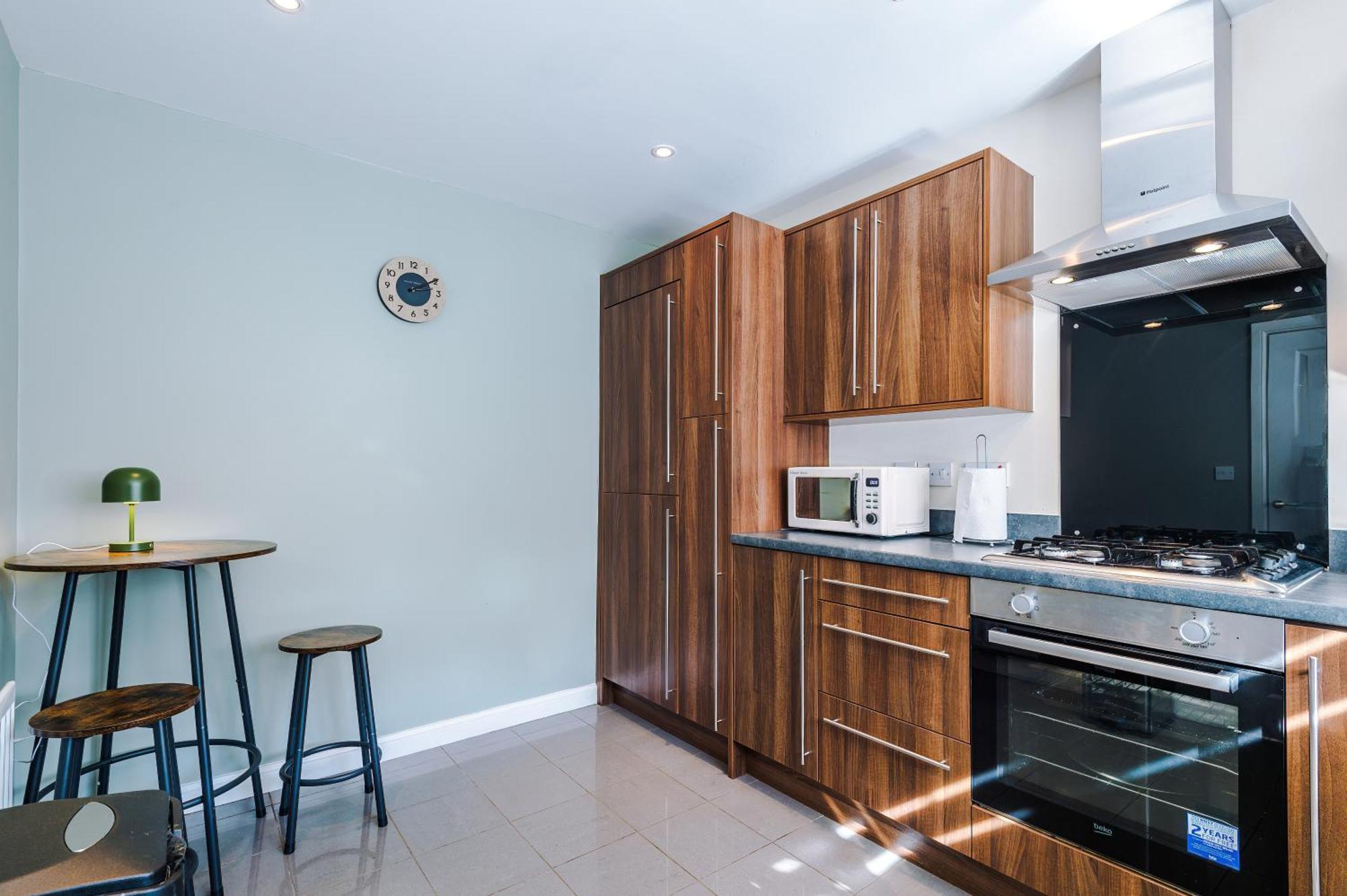 Modern Semi Detached In A Quiet Location, Driveway Parking Βίλα Ewloe Εξωτερικό φωτογραφία