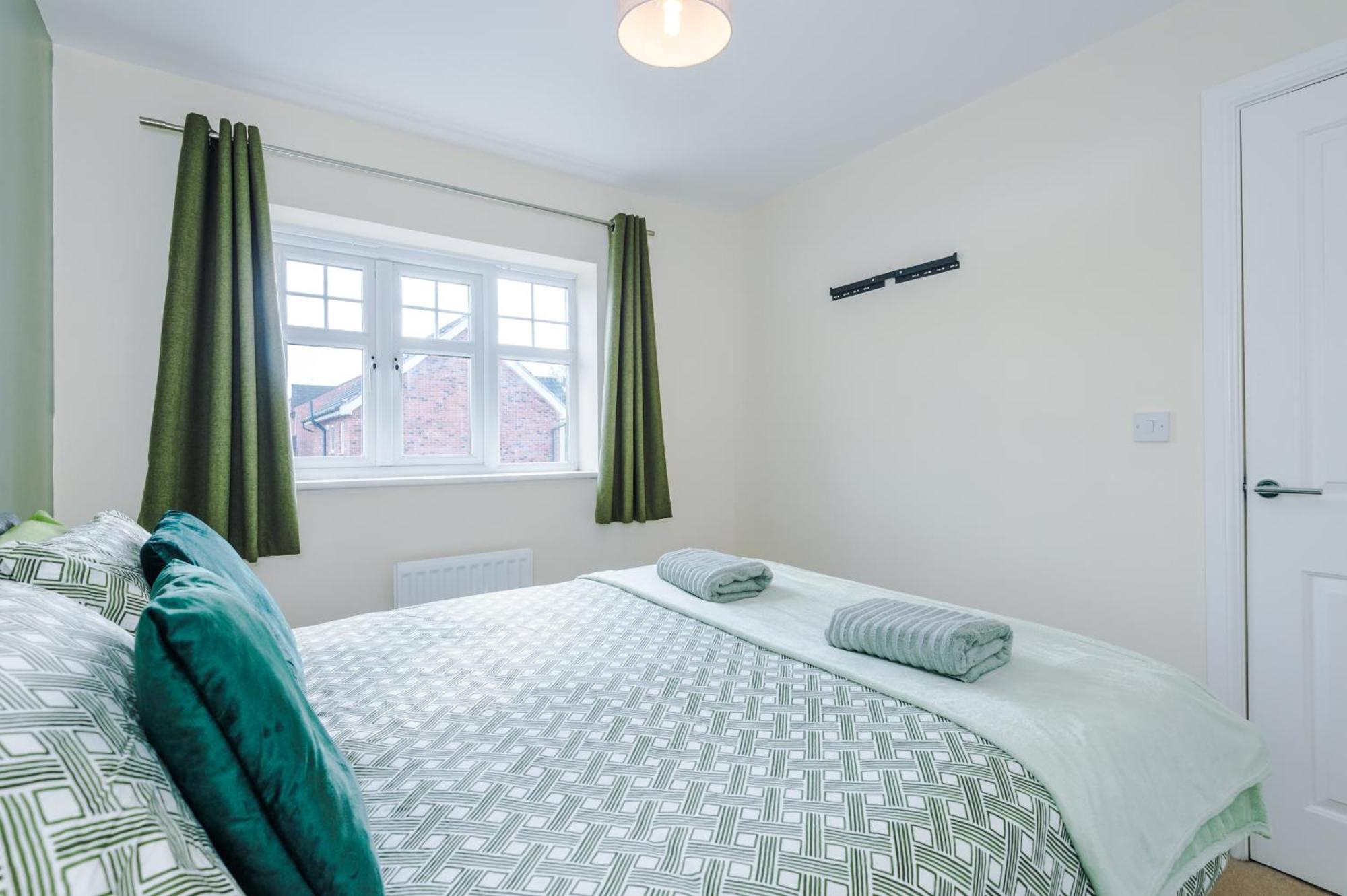 Modern Semi Detached In A Quiet Location, Driveway Parking Βίλα Ewloe Εξωτερικό φωτογραφία
